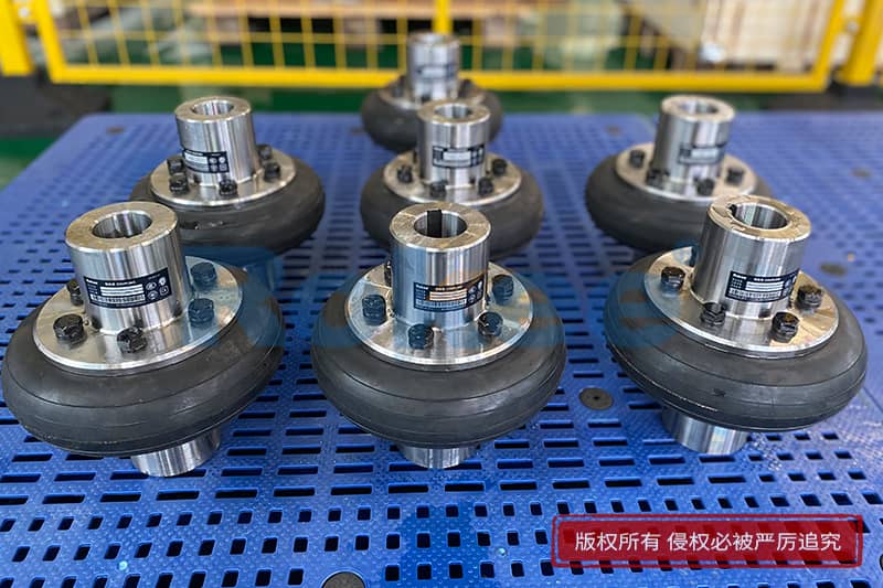 橡胶轮胎联轴器,轮胎式联轴器,涨紧套轮胎联轴器厂家直营
