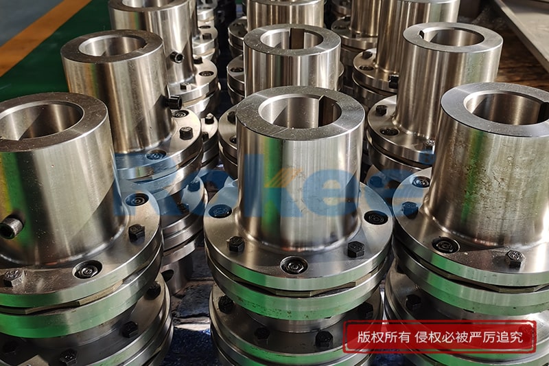 不锈钢金属膜片联轴器,梅花弹性联轴器轴向预紧